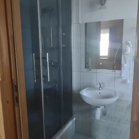 Osrodek Wypoczynkowy Gorskie Zacisze Bed & Breakfast Zab
